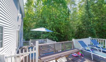 290 Castle Island Rd, Belgrade, ME 04917