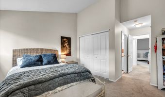 26 Glenview Dr 26, Cromwell, CT 06416