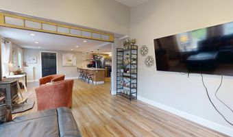 22 Cote Dr, Arundel, ME 04046