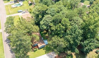 305 Summer Ct, Woodstock, GA 30188