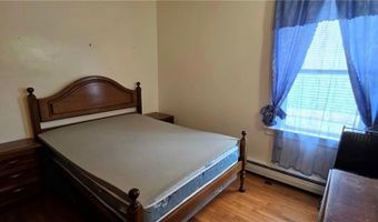 111 Woodbine St, Cranston, RI 02910