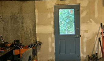 29 Folkestone Dr, Bar Harbor, ME 04609