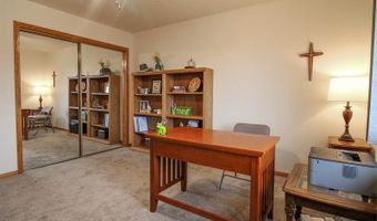 2900 N 4th St #305, Bismarck, ND 58503