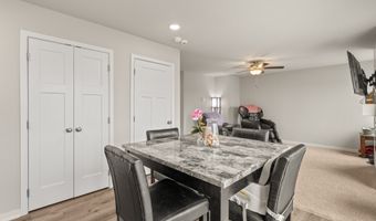 2720 21st St SW, Altoona, IA 50009