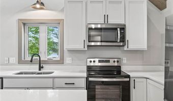 342 Paulsen Lake Ct, Alden, WI 54020