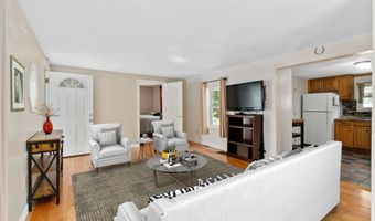 126 Chester Rd, Raymond, NH 03077