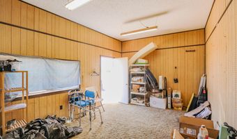 102 Mountain Meadow Rd, Alamogordo, NM 88310