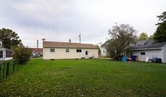 1517 W ROGERS Ave, Appleton, WI 54914