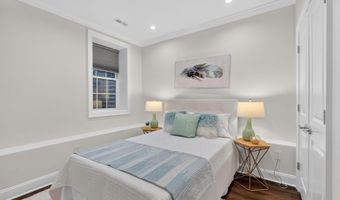 600 HARVARD St NW 1, Washington, DC 20001
