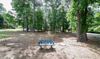 184 Hillsborough Dr, Athens, GA 30606