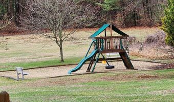 18 Westford Rd 21, Ayer, MA 01432