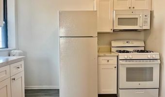 84 W 25TH St D5, Bayonne, NJ 07002