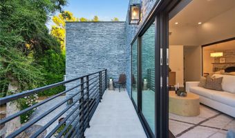 7576 McGroarty Terrace -7582, Los Angeles, CA 91042