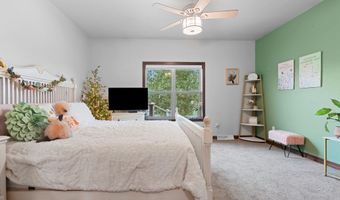5036 N MILKWEED Trl, Appleton, WI 54913