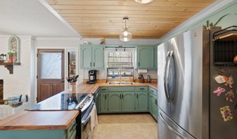 801 Colonial Dr, Arab, AL 35016