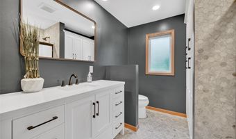 32432 Northwoods Rd, Adel, IA 50003