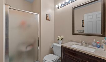 20322 BEECHWOOD Ter 202, Ashburn, VA 20147