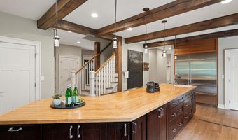 3867 Hawk Crest Rd, Ann Arbor, MI 48103