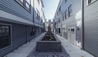 45 Spring St 12A, Boston, MA 02132