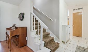 8008 NW 27th St, Bethany, OK 73008