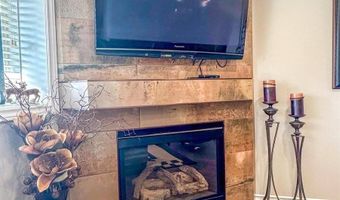 1408 Riverwood Dr, Bismarck, ND 58504