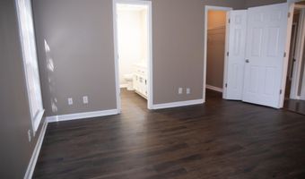 1805 Apache Dr, Albertville, AL 35950