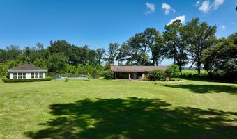 1477 Lake Dr, Bainbridge, GA 39817