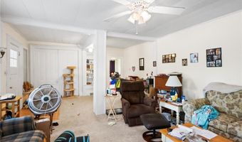 321 6th Ave E, Alexandria, MN 56308