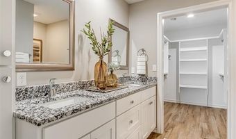 5818 Coldspring Ln, Bartlesville, OK 74006