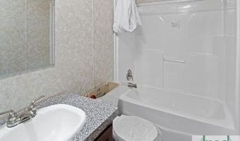 166 Oak Cir, Hull, GA 30646