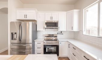 8226 W SWANSEA Dr, Arizona City, AZ 85123