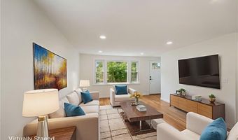 28 Wesleyan Ave, Warwick, RI 02886