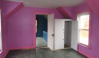 26 Walter St, Bangor, ME 04401