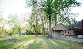 202 Creek Dr, Batesville, MS 38606