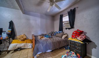 107 S Eighth St, Carlsbad, NM 88220