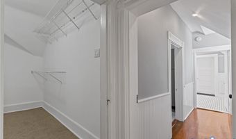 802 S Center St, Ashland, VA 23005