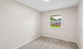 621 SE 4th St, Ankeny, IA 50021