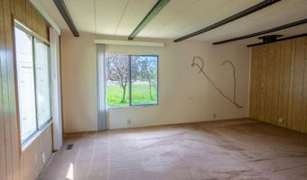 968 Roosevelt Rd, Bonners Ferry, ID 83805