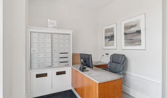2516 Q St NW Q206, Washington, DC 20007