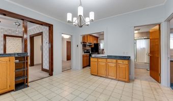 4 Long St, Barre, VT 05641