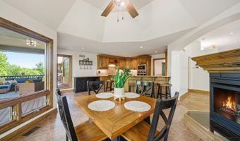 1210 E Rolling Hills Dr, Augusta, KS 67010