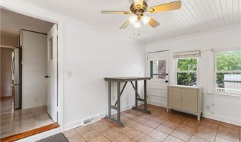 45 Forbes St, East Providence, RI 02915