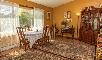 206 Fairview Ave, Auburn, ME 04210