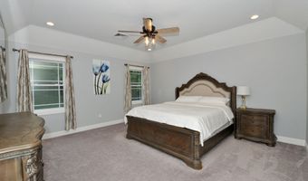79 New Boston Rd, Bedford, NH 03110
