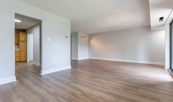 200 N PICKETT St 311, Alexandria, VA 22304