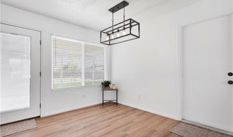 10548 Tecopa Rd, Apple Valley, CA 92308