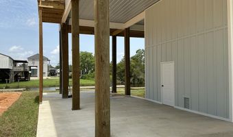 5067 Nebraska St, Bay St. Louis, MS 39520