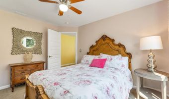 76 Curries Way, Brookfield, NH 03872