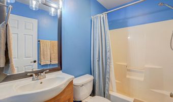 10228 BAYSIDE Dr, Dover, DE 19901