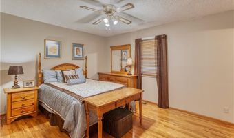 1201 D St, Barling, AR 72923